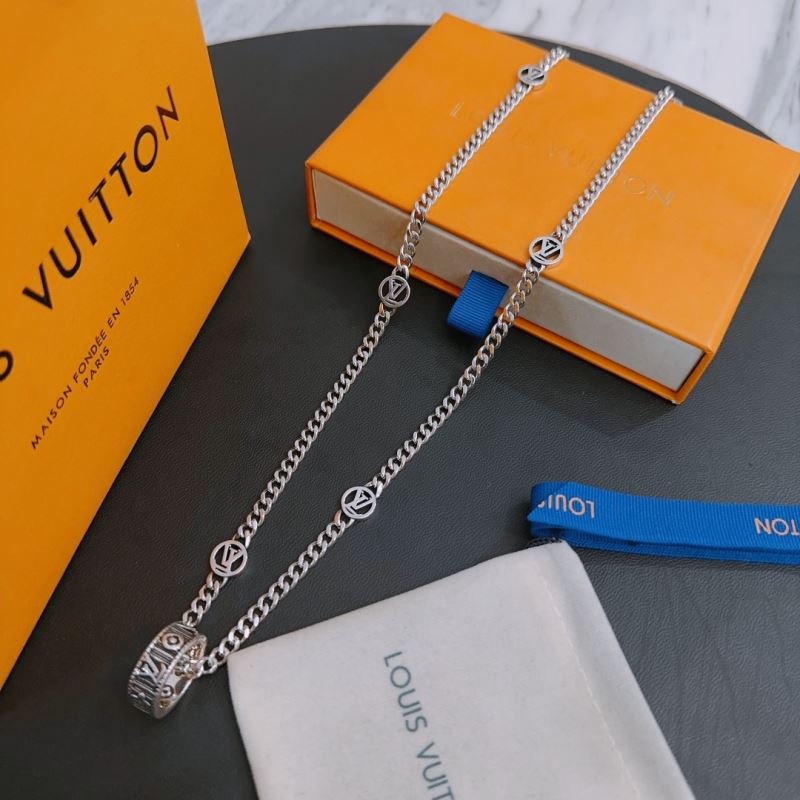 Louis Vuitton Necklaces